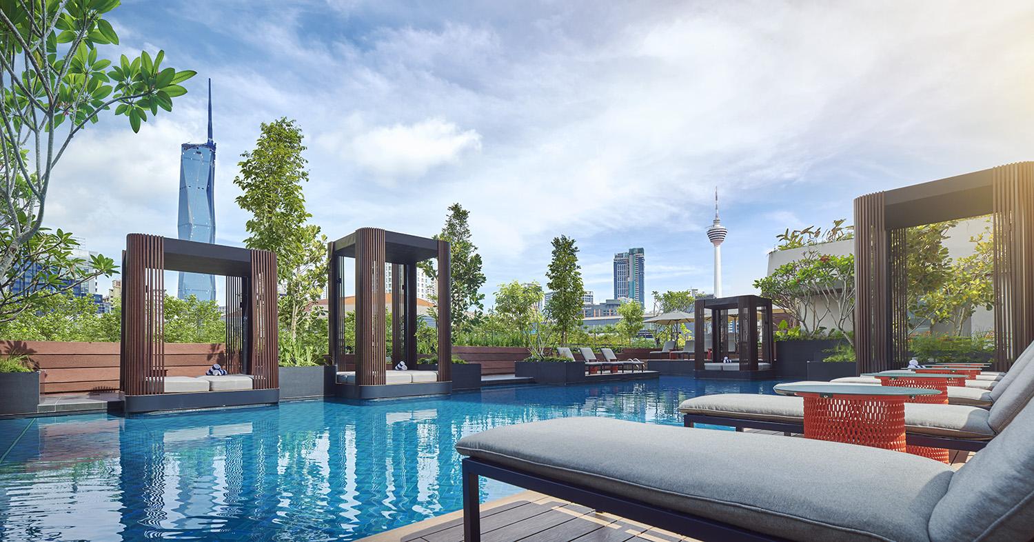 Parkroyal Collection Kuala Lumpur Exterior photo The swimming pool at the hotel